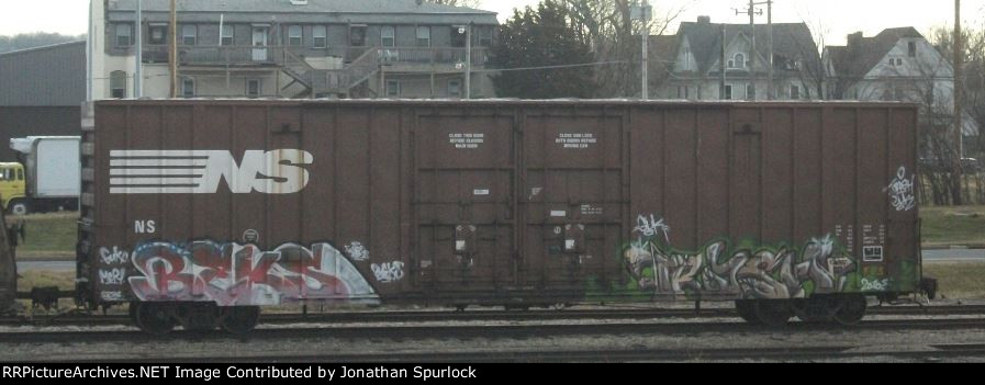 Unknown NS boxcar